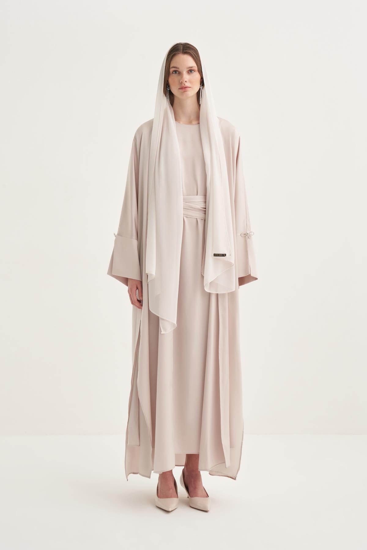 MIRA ABAYA SET BEIGE
