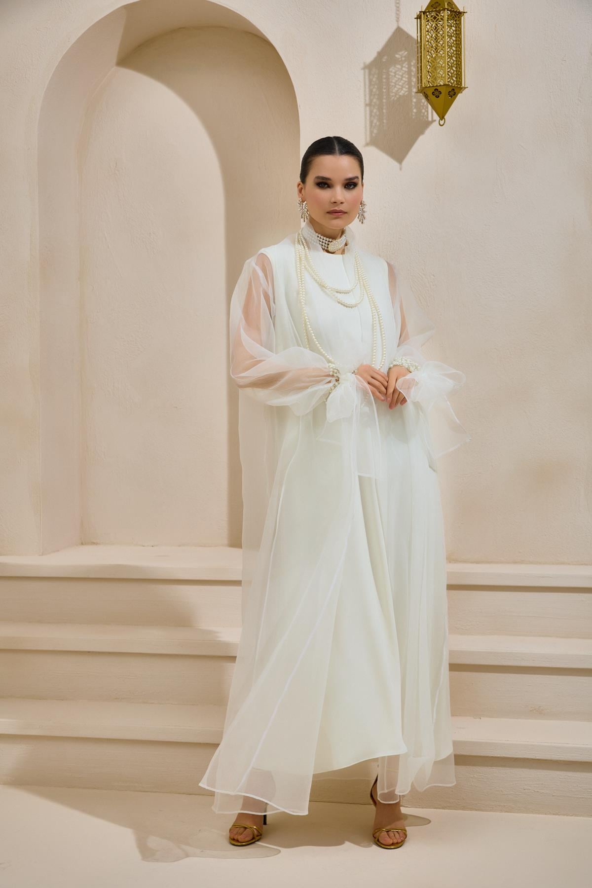 VALERIA ORGANZA ABAYA ECRU