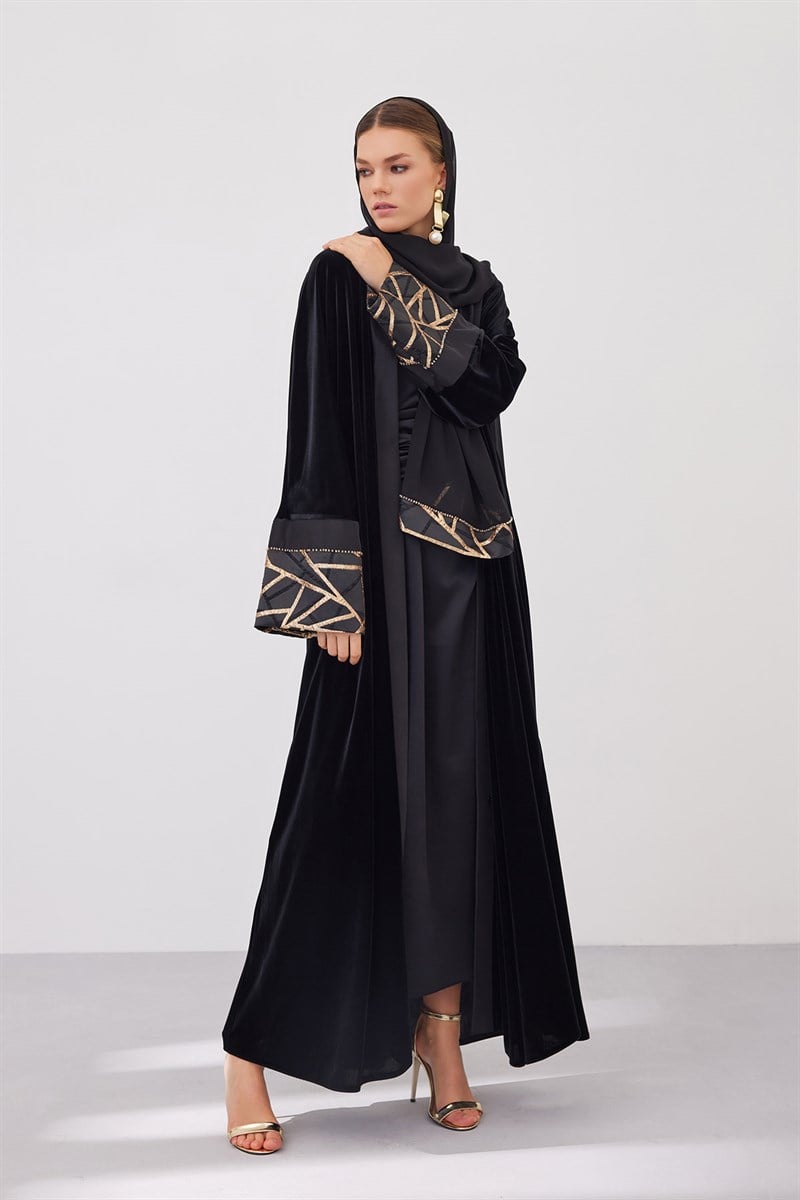 VELVET HESSA ABAYA