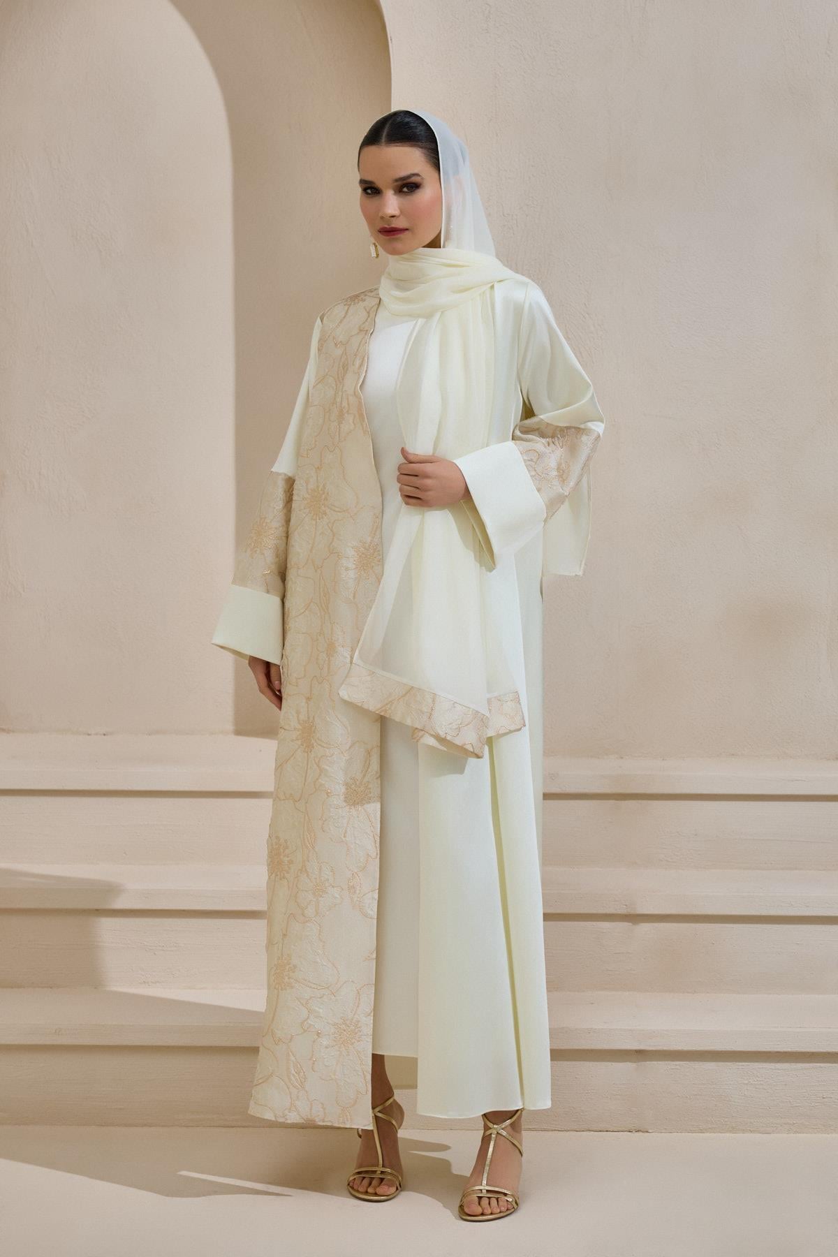 VERA ABAYA SET CREAM