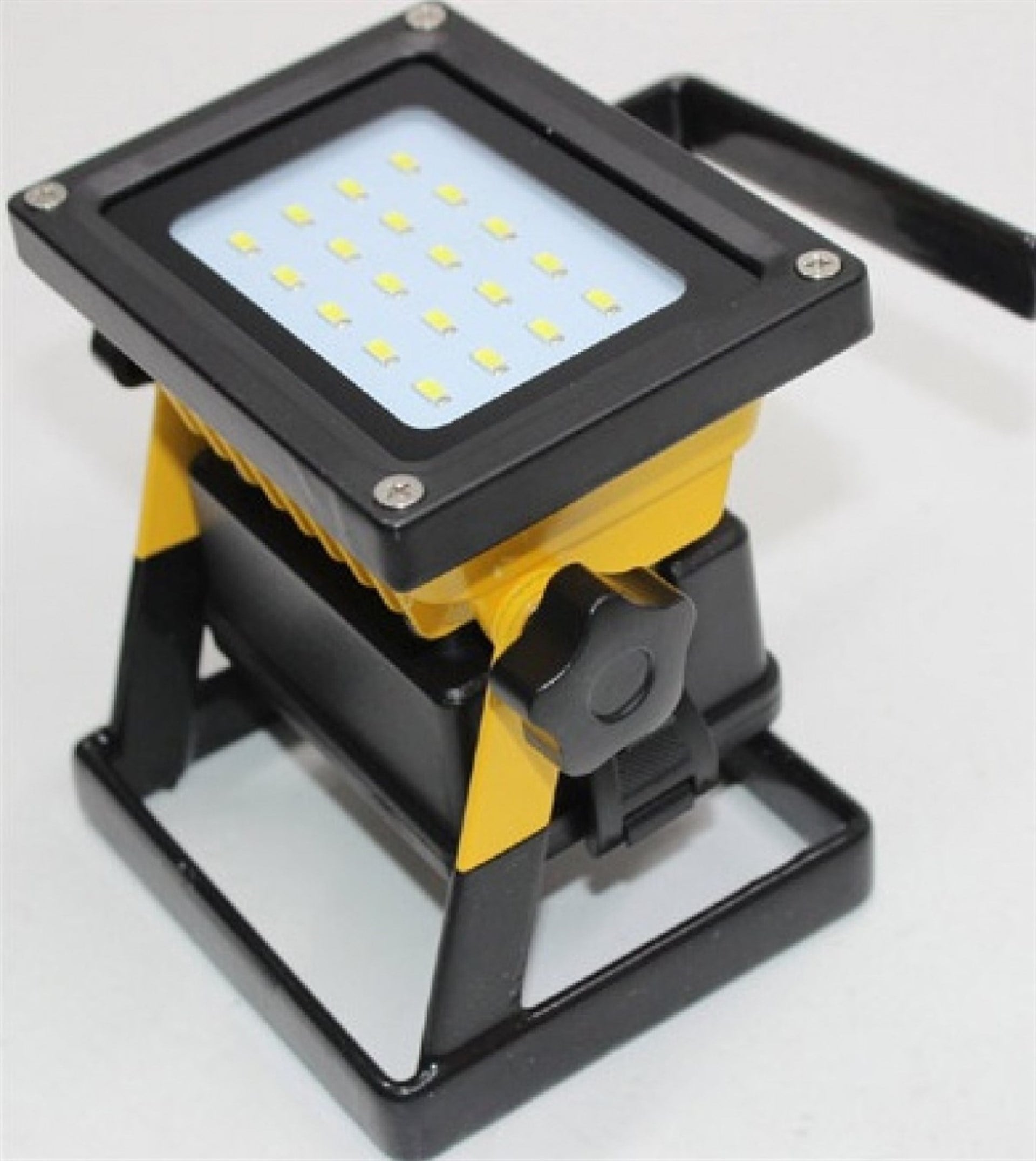 FBI  F 2136 PROFESSIONAL LIGHTING FENER