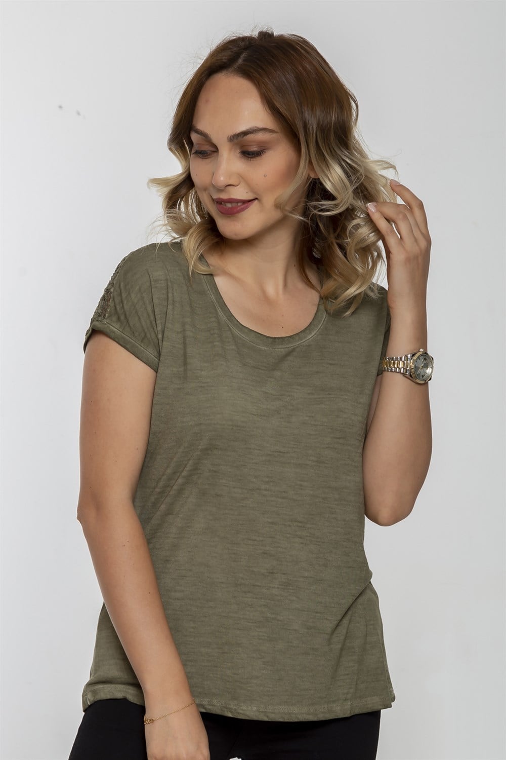 Arka Roba Dantelli Yağ Yıkama Tshirt-HAKİ
