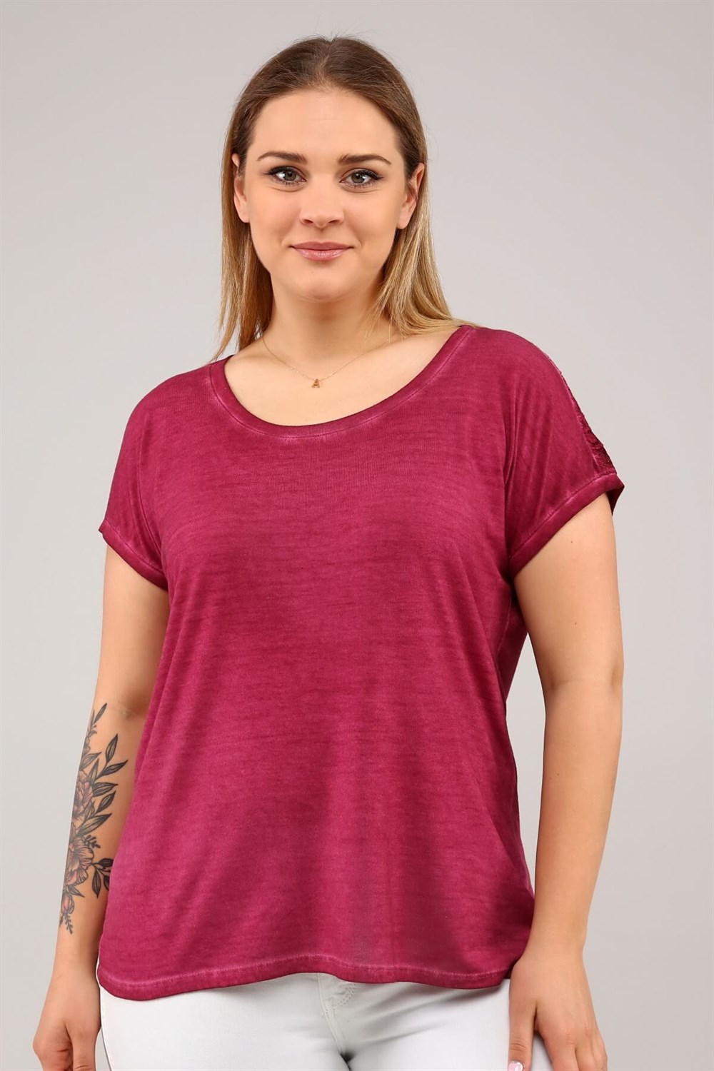 Robası Ve Arka Ortası Dantel Yağ Yıkama Tshirt-VİŞNE ÇÜRÜĞÜ 