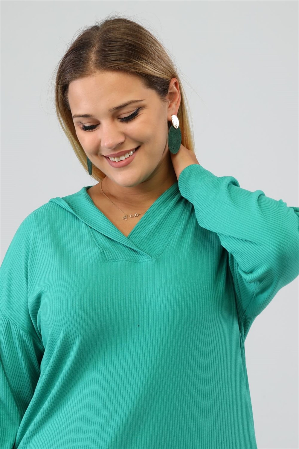 Yakası Patlı Ve Yırtmaçlı Kaşkorse Sweat-YEŞİL