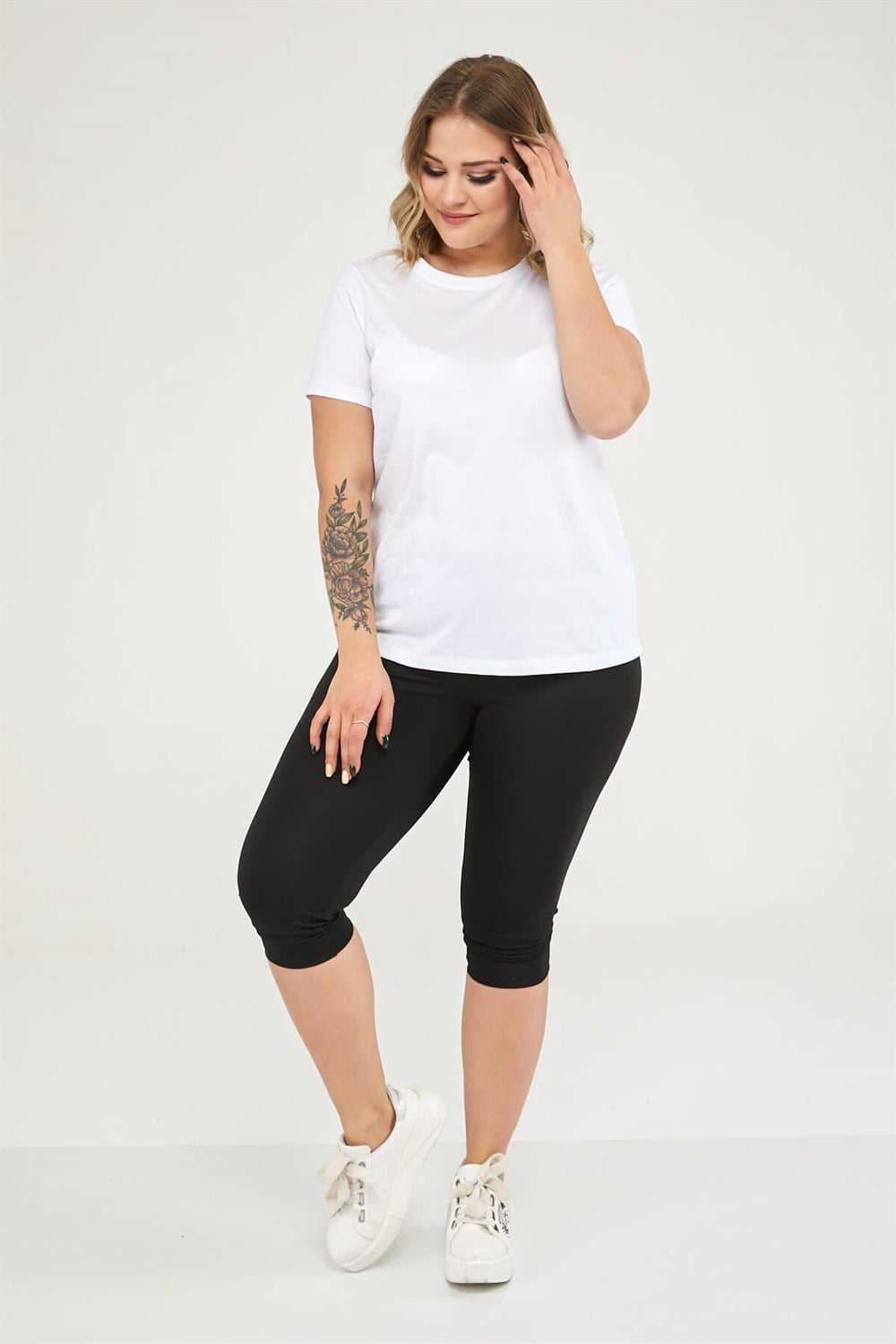 Yuvarlak Yaka Basic Tshirt-BEYAZ