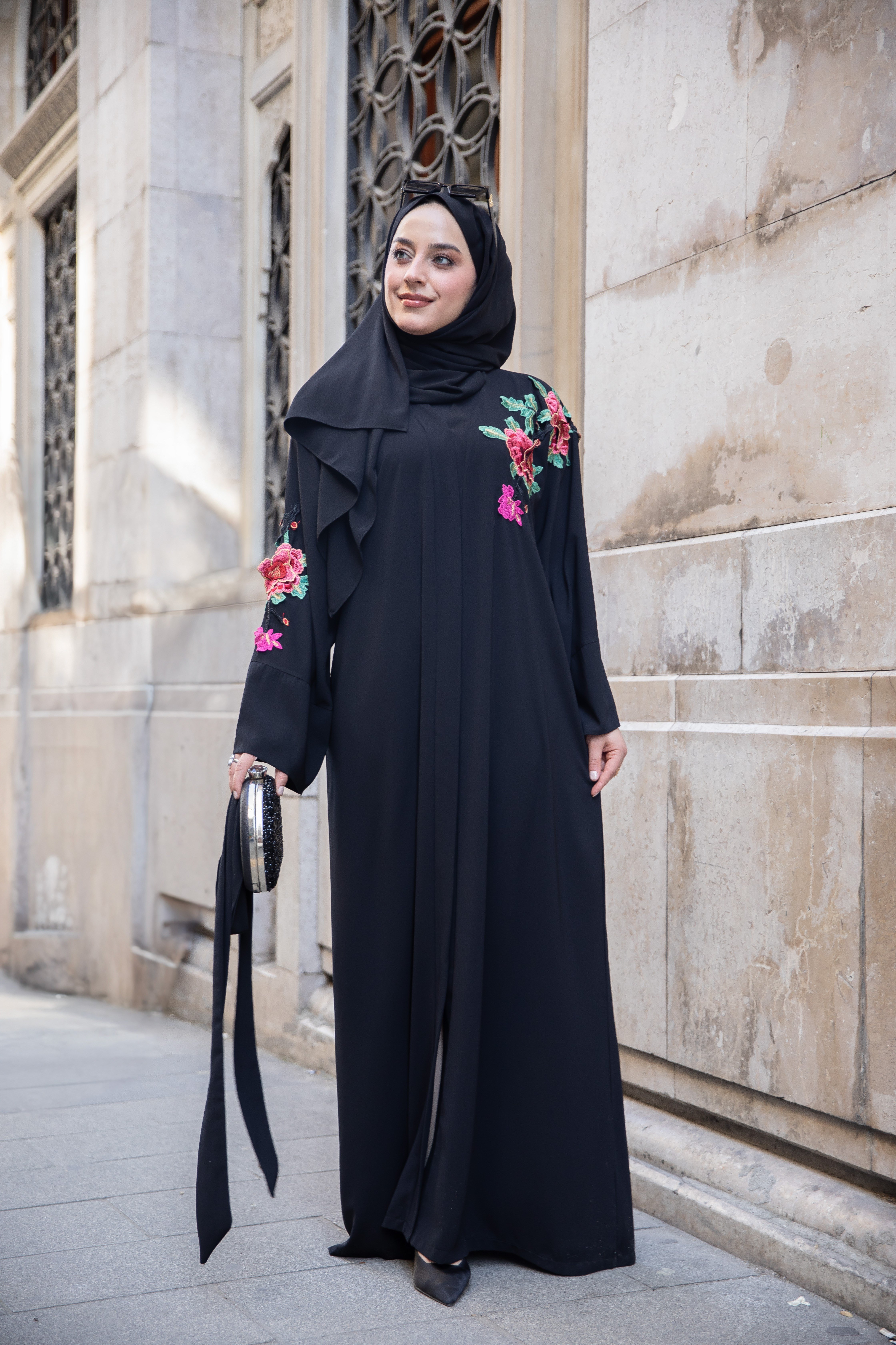 Nakışlı Abaya - Siyah