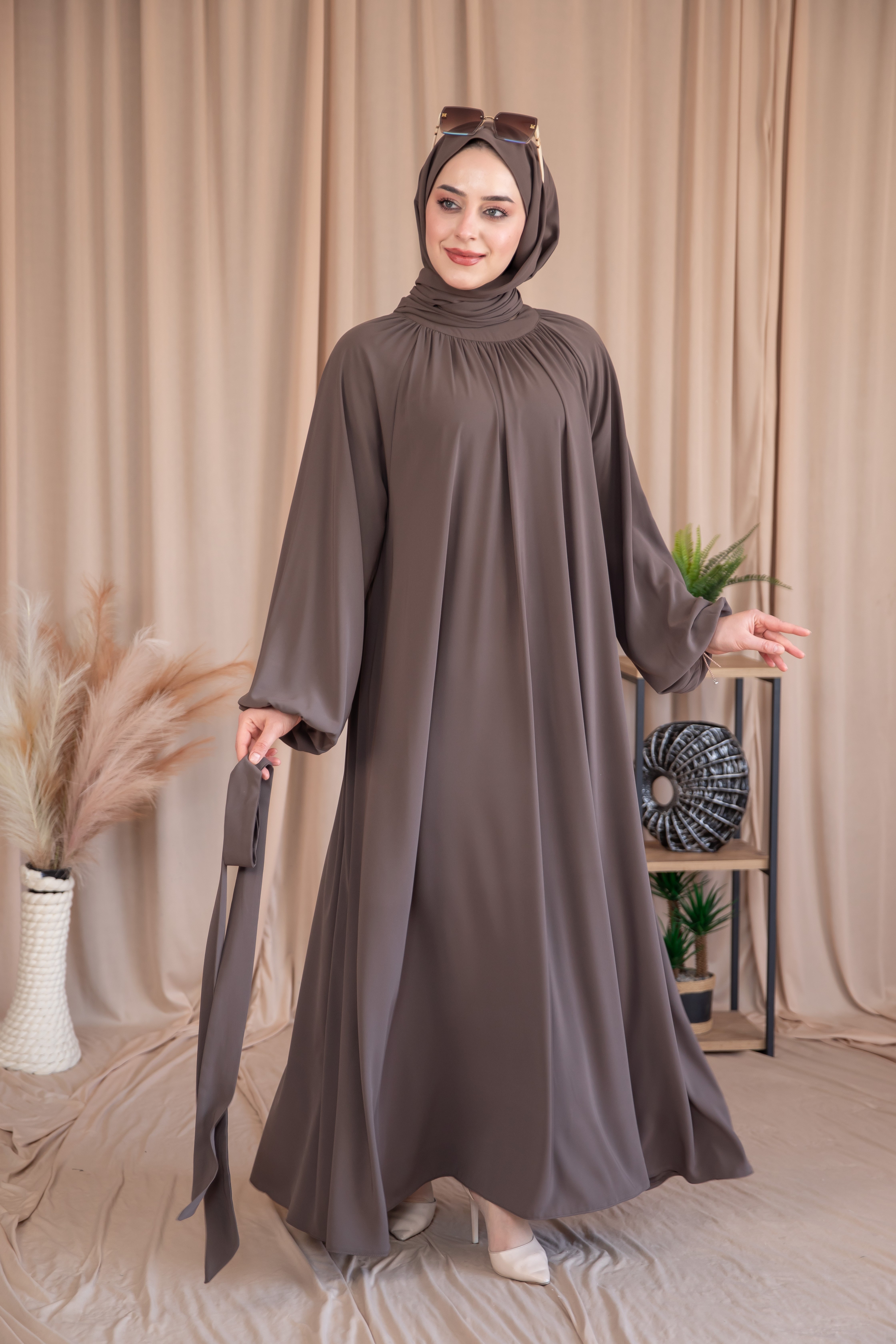 Yaka Büzgülü Elbise - Acık hibiscus