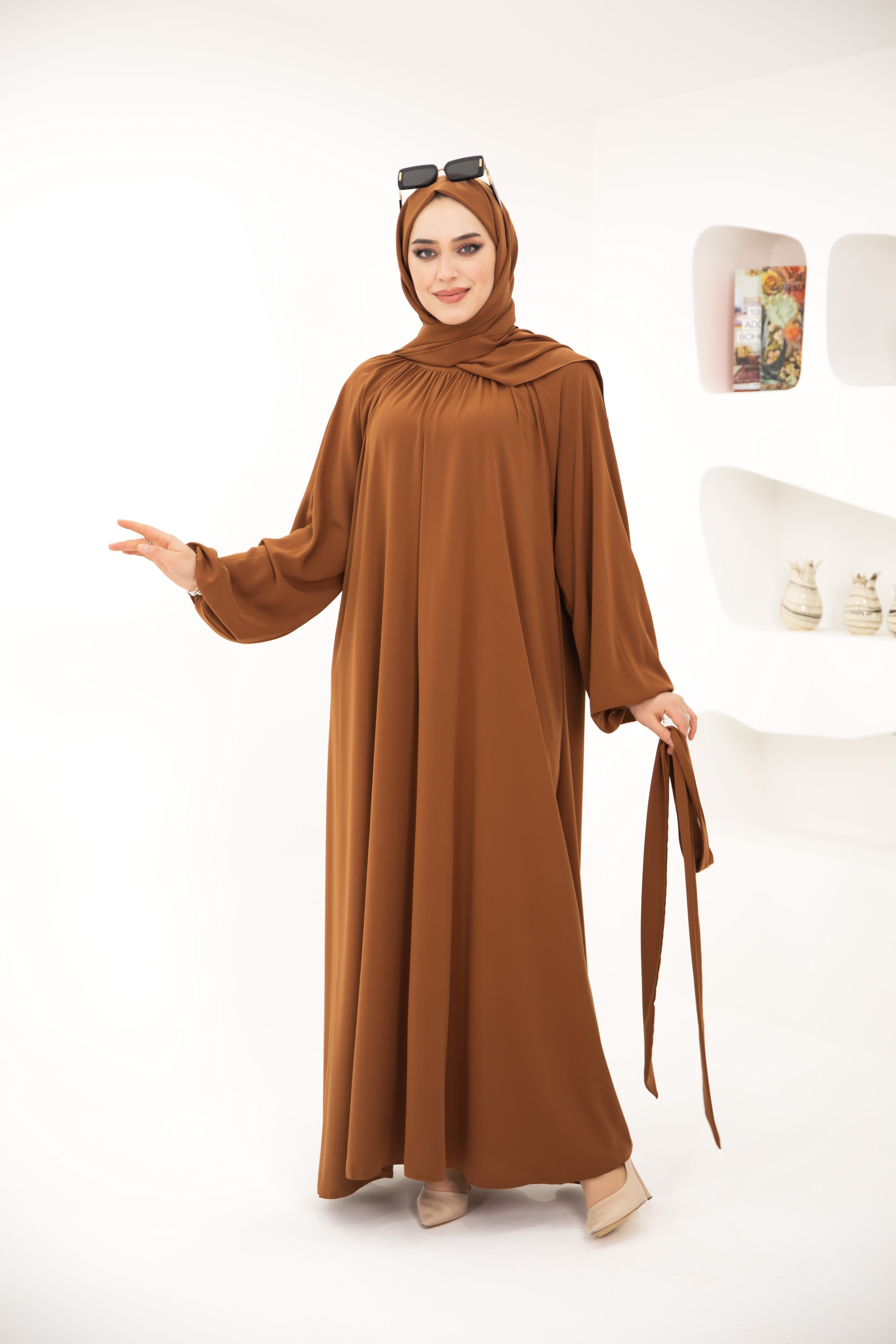 Yaka Büzgülü Elbise - Taba 