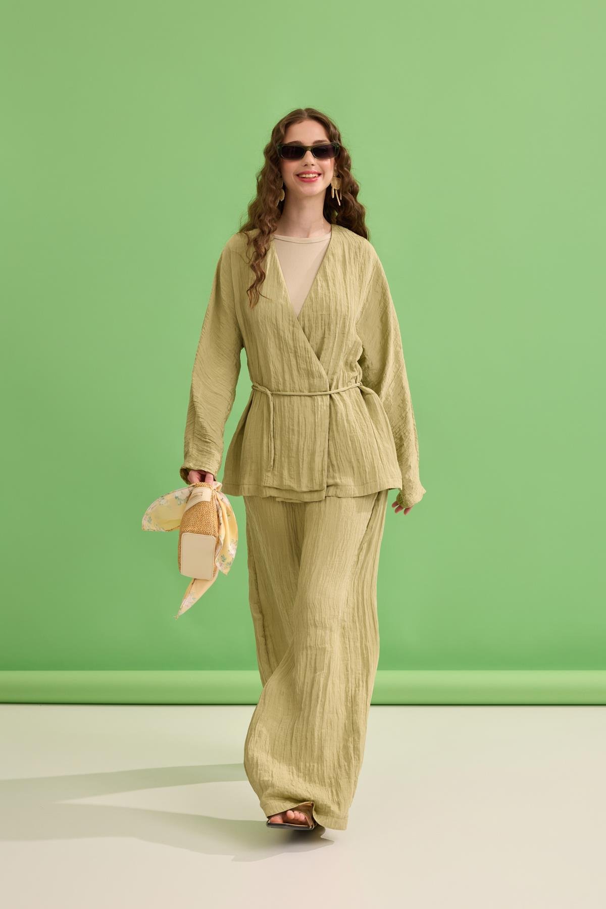 Ada Bağlamalı Pilili Takım - Çağla