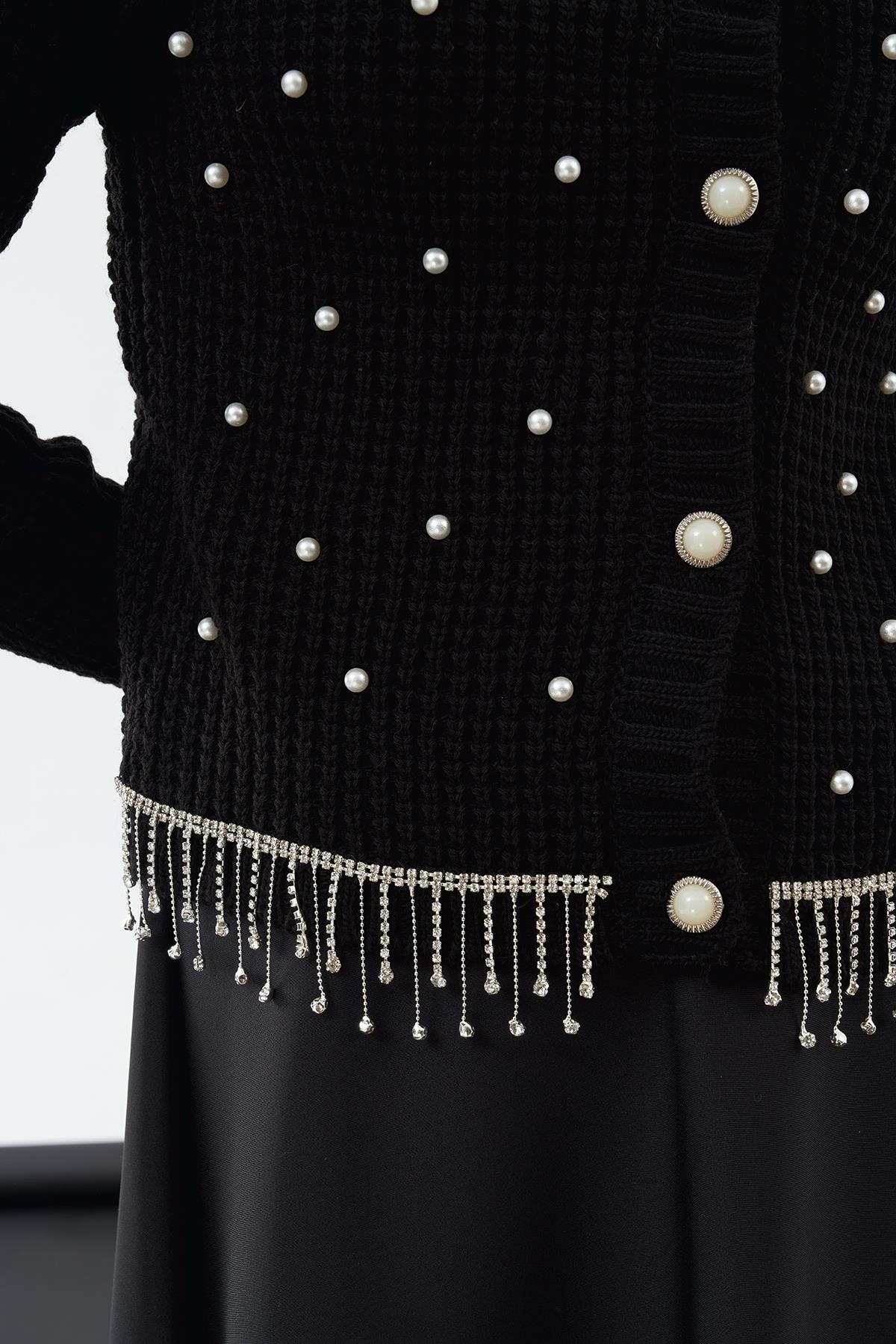 ALİCE SUNİ İNCİ DETAYLI TRİKO HIRKA- SİYAH