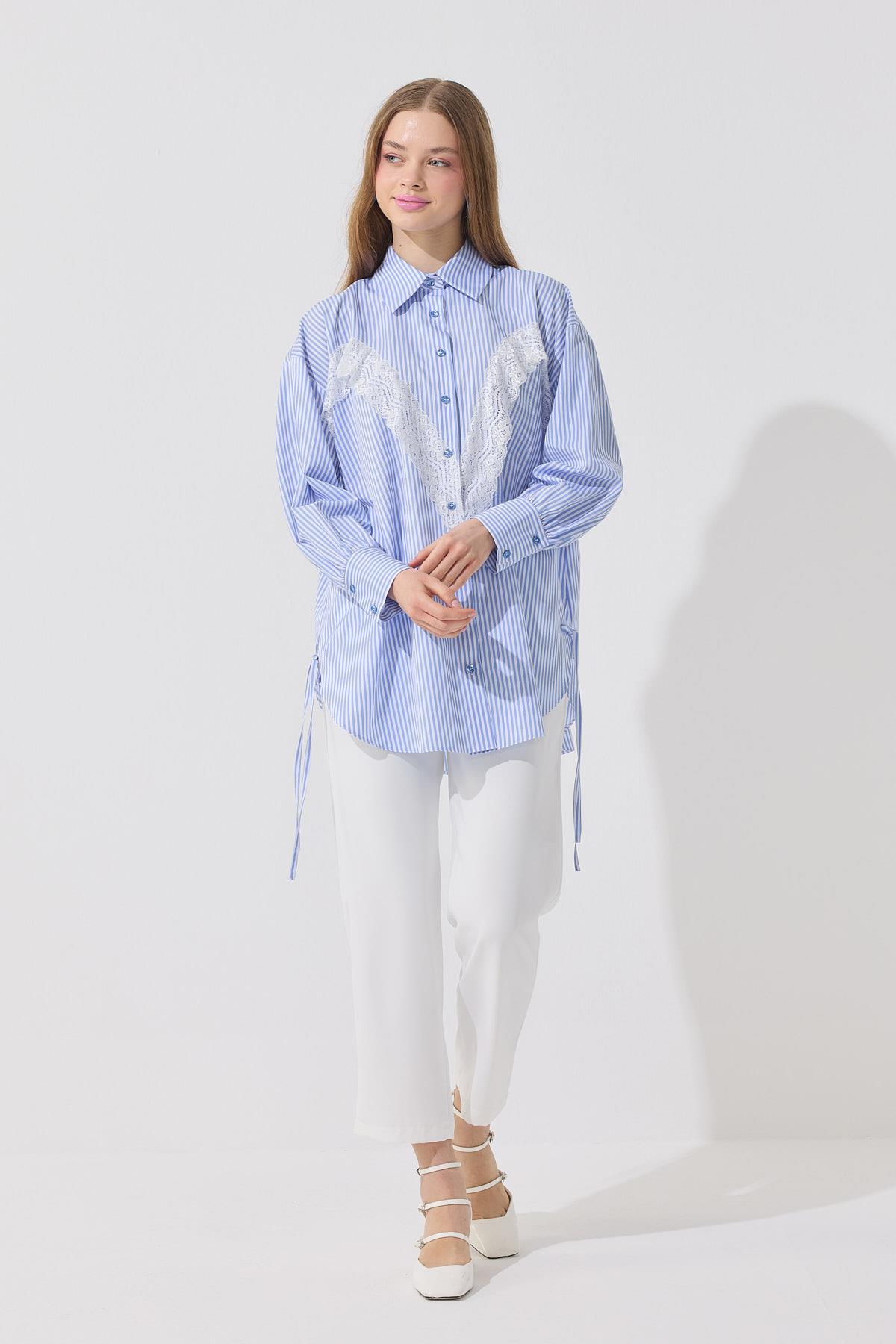 Billie Güpür Detaylı Bağcıklı Gömlek  - Mavi 