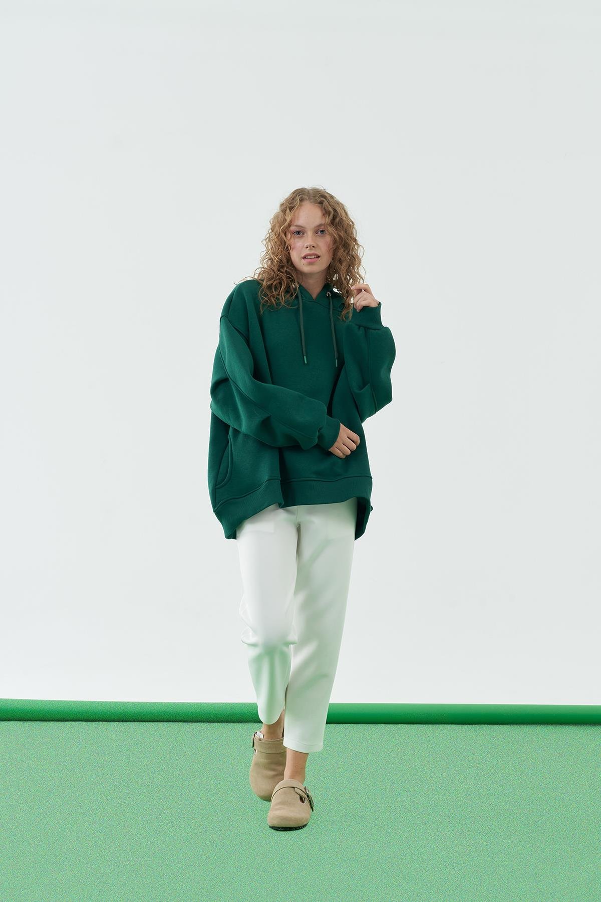 DENA ÜÇ İPLİK ŞARDONLU SWEAT - ZÜMRÜT