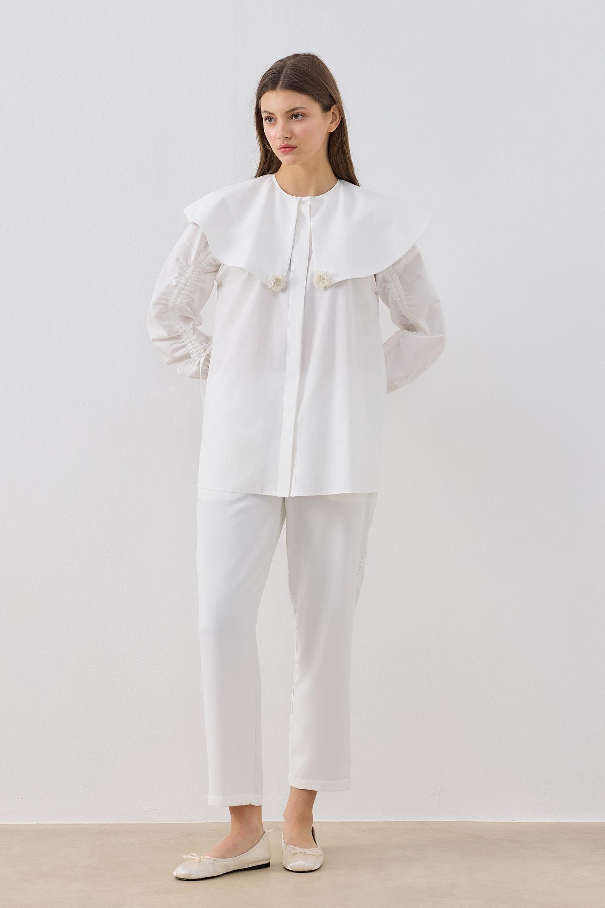 Dezzie Kol Büzgülü Tokalı Gömlek- Beyaz