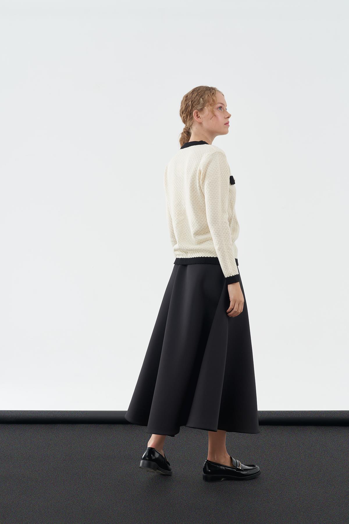 DİVA İNCİ DÜĞME DETAYLI ÖRME HIRKA- EKRU