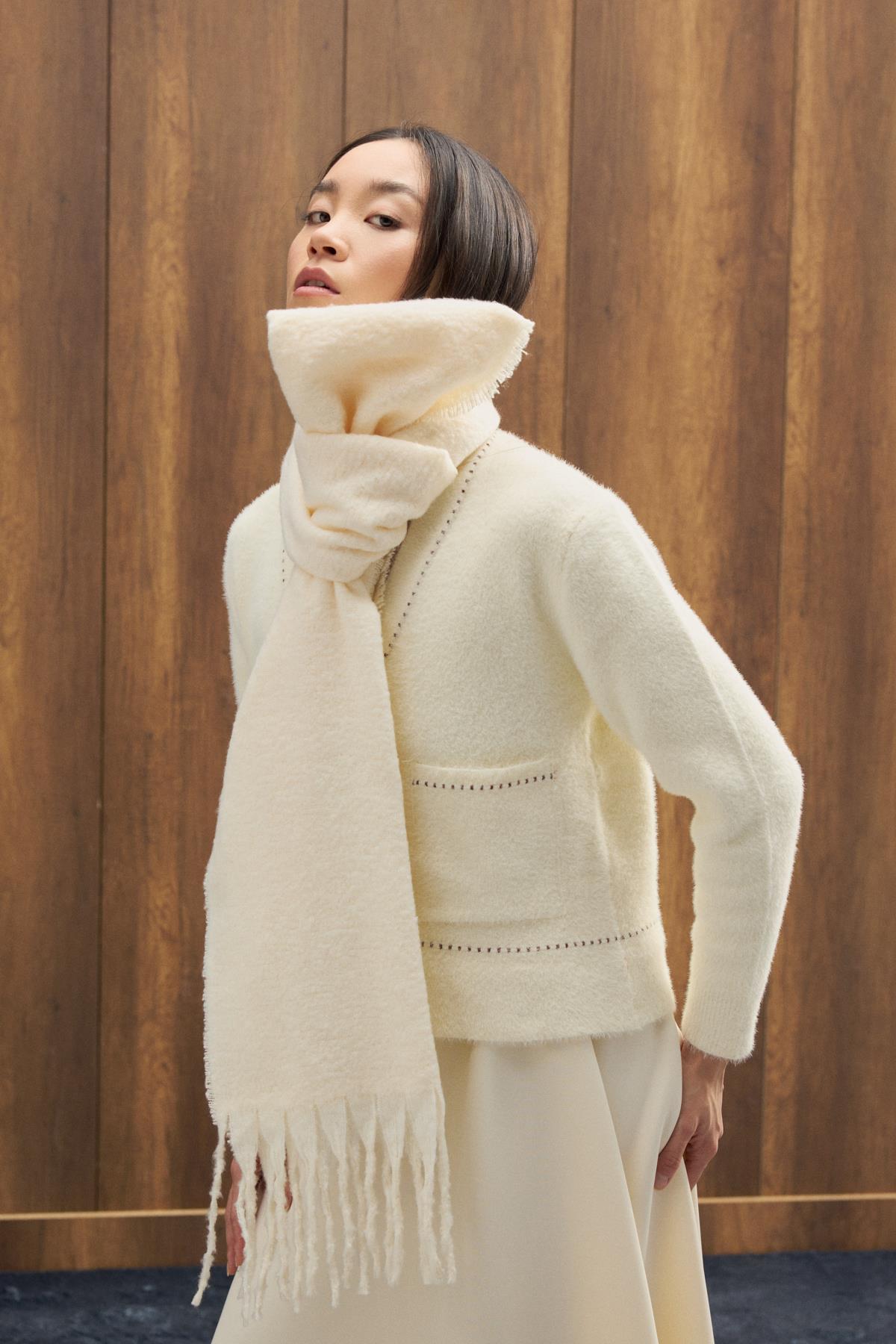 Farsha Püsküllü Yün Atkı - Ekru 