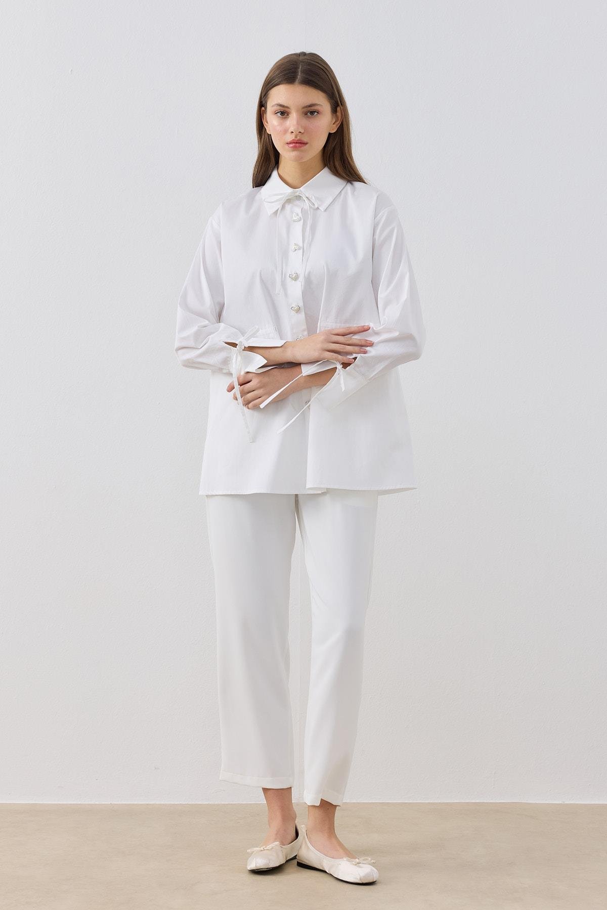 June Kalp Düğmeli Bel Ayarlı Gömlek - Beyaz