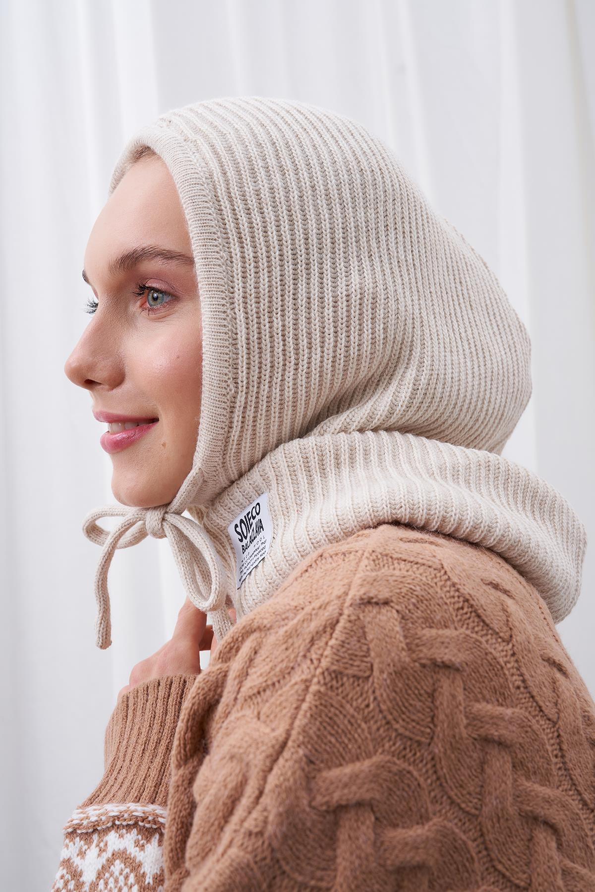 KAPÜŞONLU BERE - BEJ