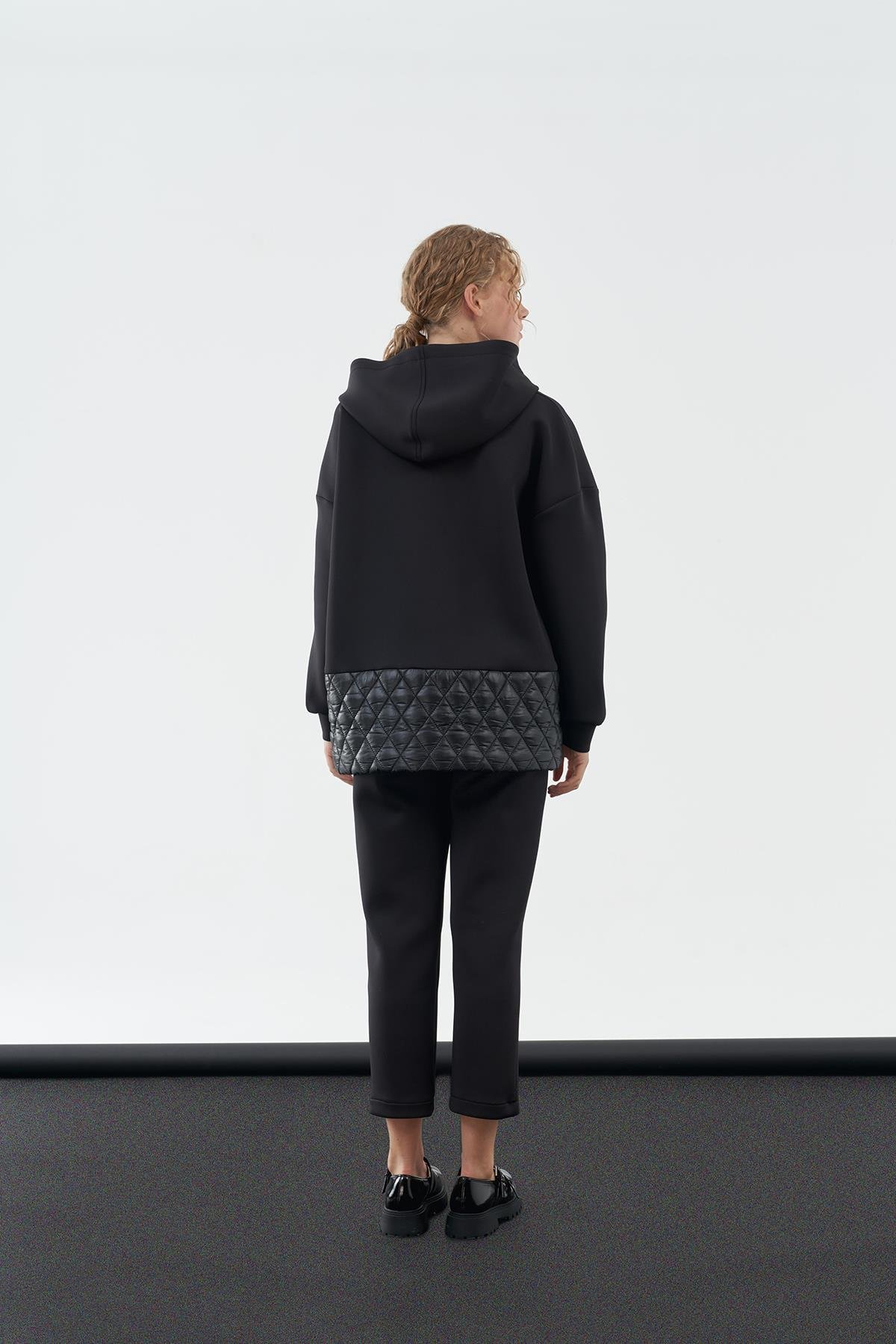 LENA KAPİTONE DETAYLI SCUBA KAP - SİYAH