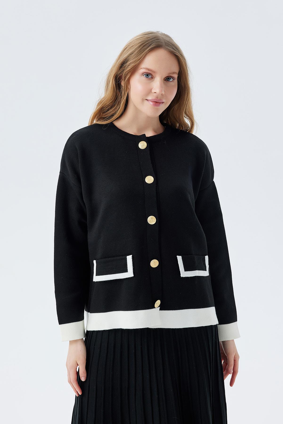 LOREN GOLD DÜĞME DETAYLI ÖRME HIRKA - SİYAH 