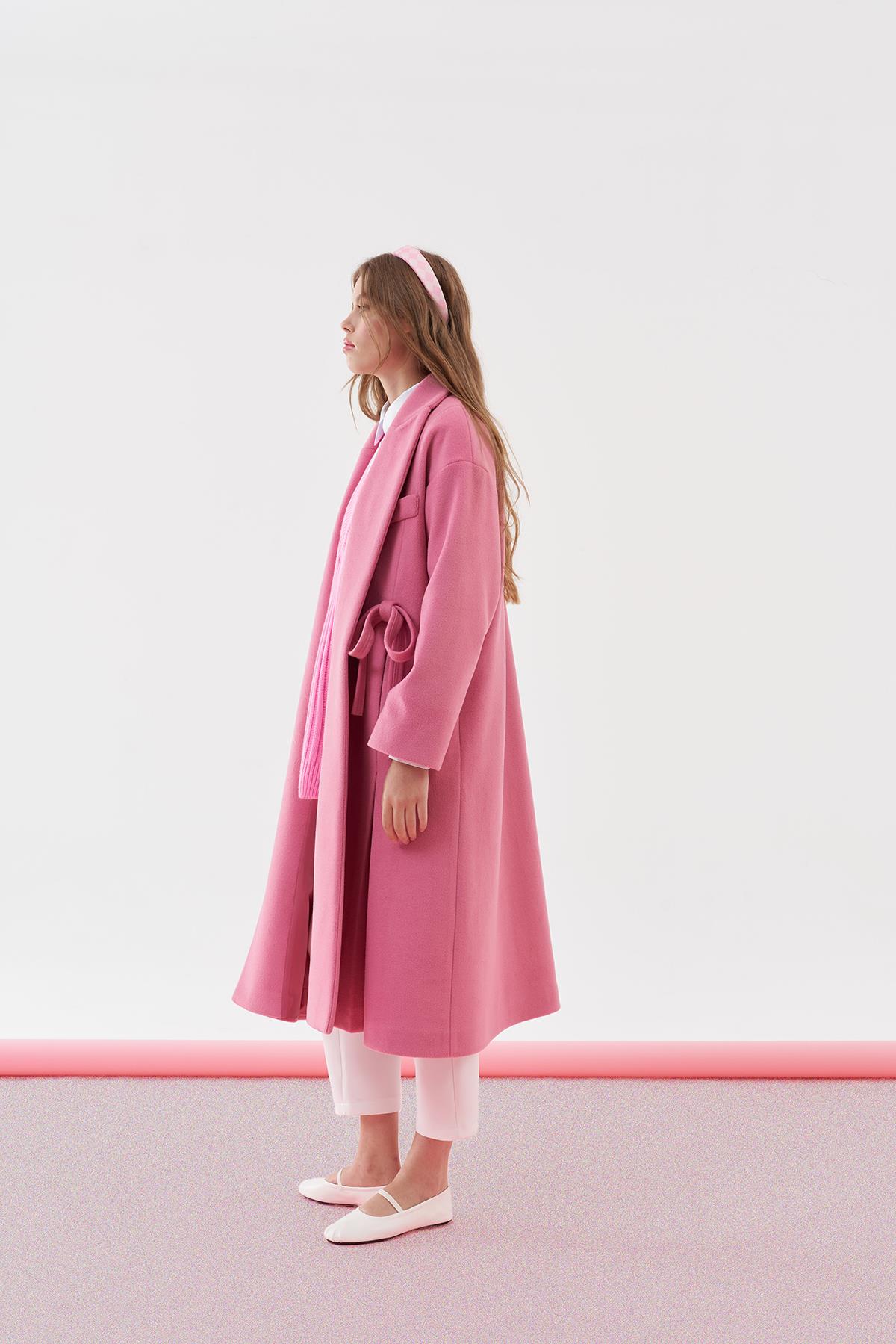 MONA FİYONK DETAYLI KAŞE KABAN - PEMBE