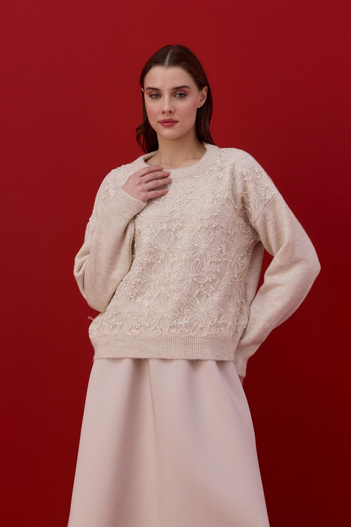 Octavia Tül İşlemeli Kazak - Bej