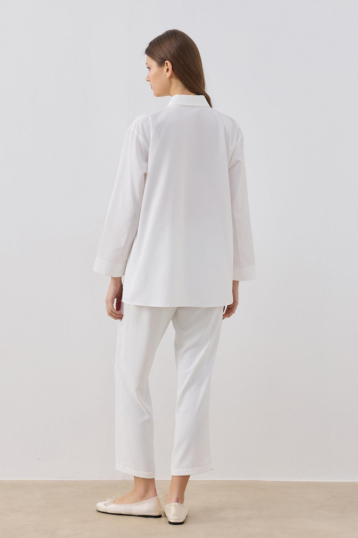 Ollie Asimetrik Kapamalı Gömlek - Beyaz