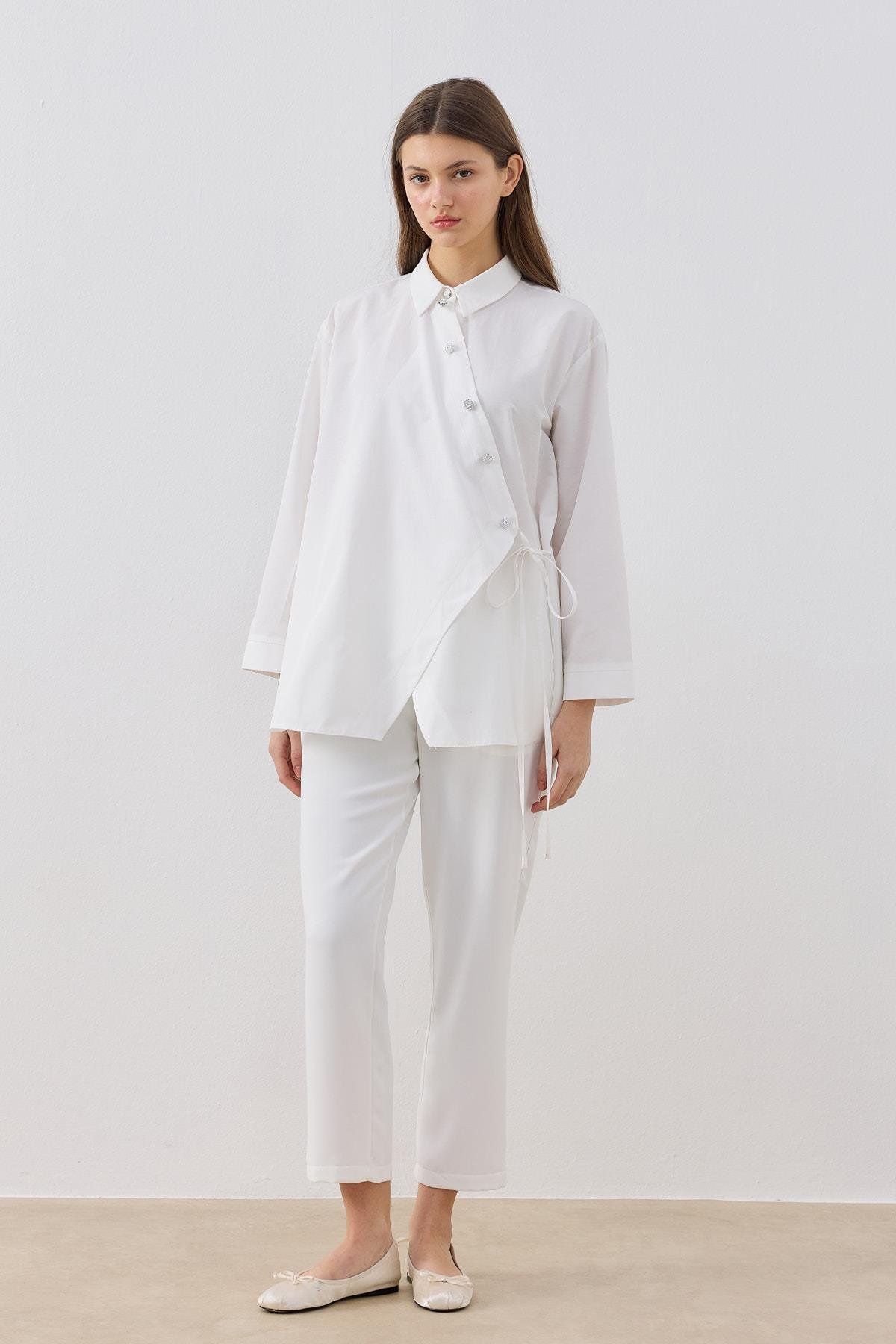 Ollie Asimetrik Kapamalı Gömlek - Beyaz