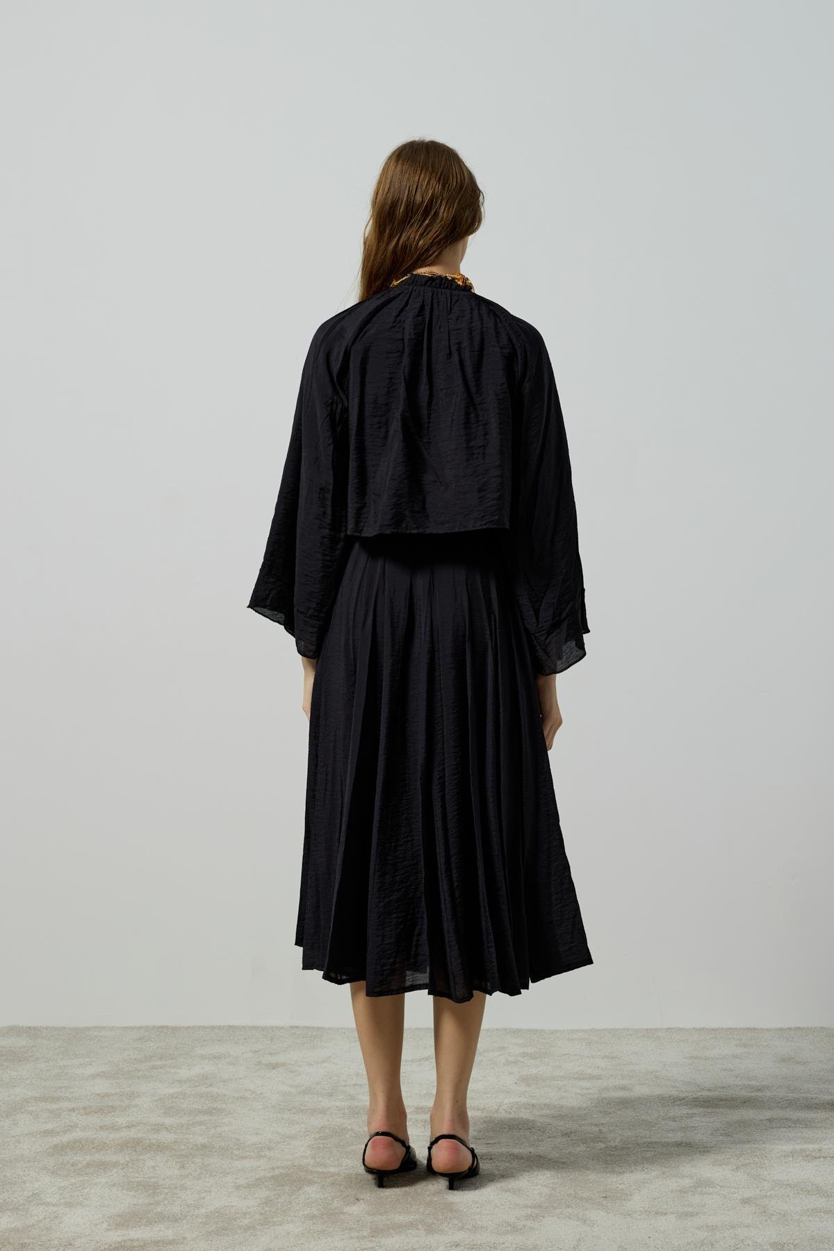 Poppy Büzgülü Volanlı Takım - Siyah