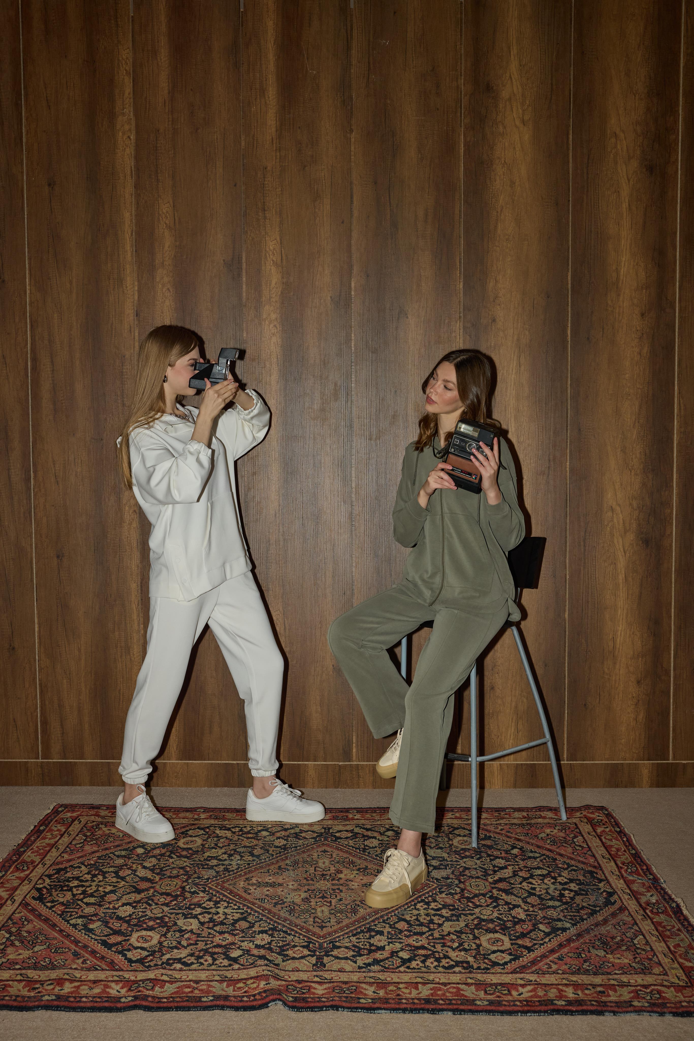 Reneta Çıtçıtlı Kapüşonlu Modal Takım - Ekru