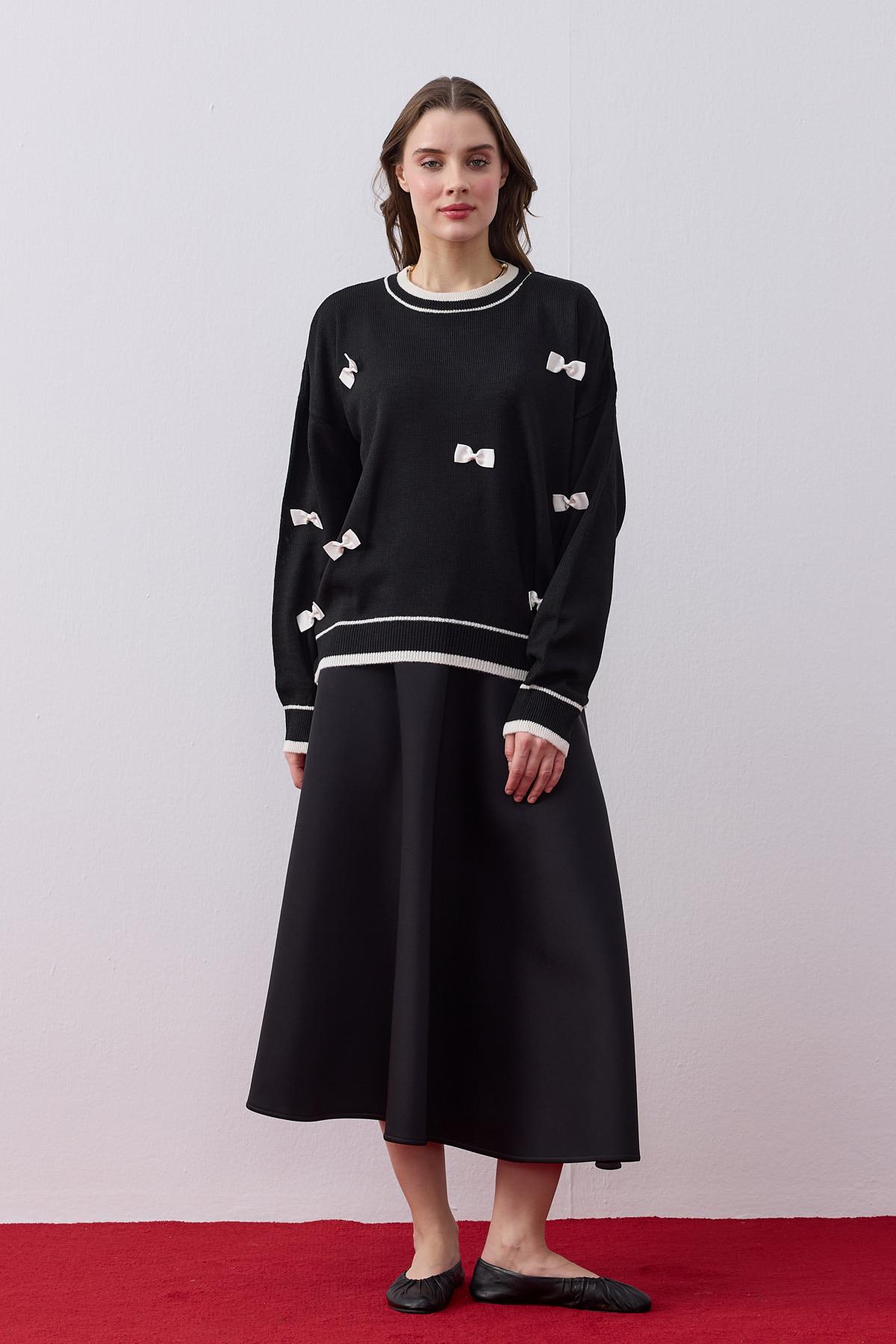 Wilma Fiyonklu Kazak - Siyah