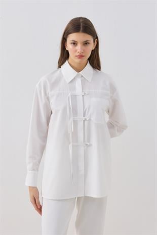  Larissa Çift Kapamalı Cepli Gömlek - Beyaz