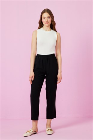 ADRİANA KREP HAVUÇ PANTOLON - SİYAH