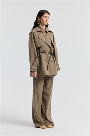 Aller Detaylı Deri Kemerli Trenç - Vizon