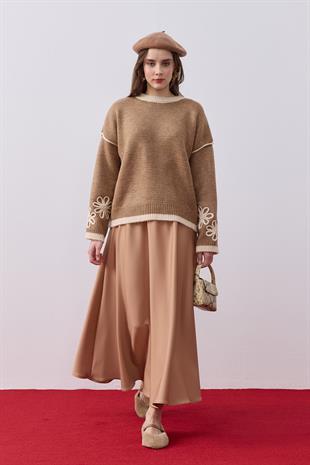 Ashley Çiçek Motifli Kazak - Camel