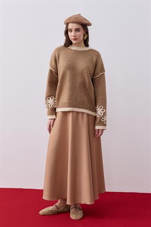 Ashley Çiçek Motifli Kazak - Camel