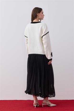 Ashley Çiçek Motifli Kazak - Ekru