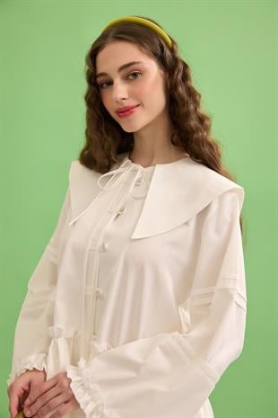 Bella Allerli Büzgülü Geniş Yaka Gömlek - Beyaz