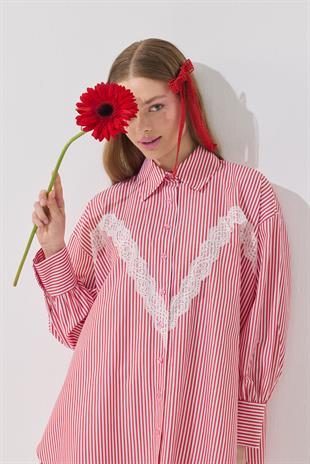 Billie Güpür Detaylı Bağcıklı Gömlek - Kırmızı