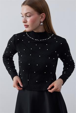 Brianna İnci İşlemeli Yaka Taşlı Kazak - Siyah