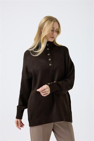 Coral Düğme Detaylı Basic Kazak - Kahverengi 