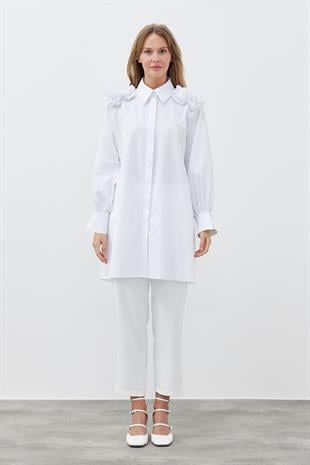 DEFNE ÇİÇEK DETAYLI GÖMLEK - BEYAZ