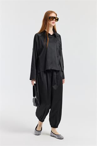 Devin Kruvaze Kapamalı Saten Takım - Siyah