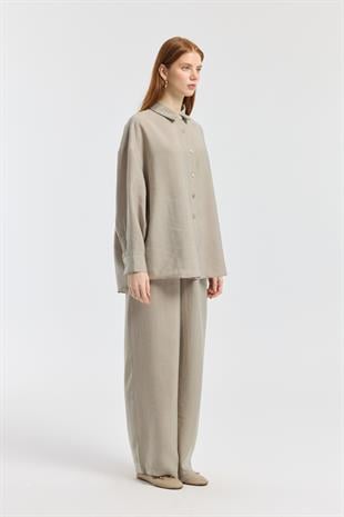 Dosha Arka Düğme Detaylı Tensel Takım - Vizon
