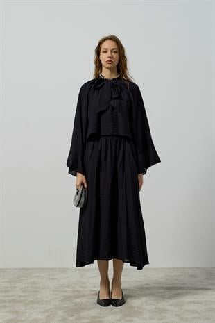 Elsia Büzgülü Damla Yaka Takım - Siyah