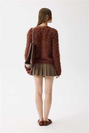 Giselle Tüylü Kalp Düğmeli Hırka - Kahverengi