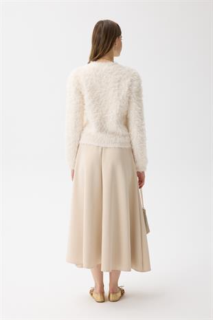 Giselle Tüylü Kalp Düğmeli Hırka - Krem