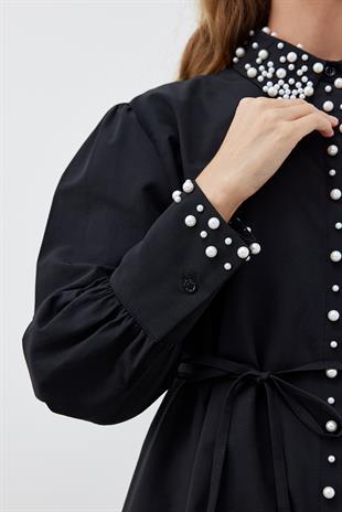 JULİA İNCİ DETAYLI GÖMLEK - SİYAH