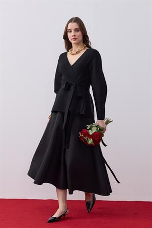 Lavinya Peplum Detaylı Triko Blazer- Siyah