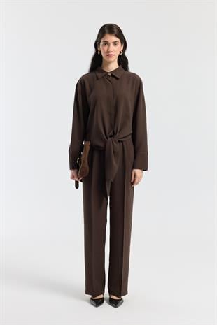 Liliya Önden Bağlamalı Pile Detaylı Takım - Kahverengi