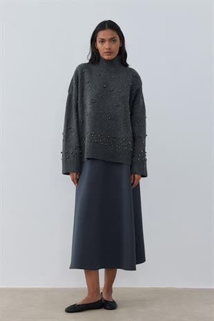 Logan Ponpon ve İncili Kazak- Antrasit